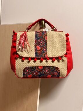 Red Pom-Pom Trim Straw-Texture Satchel with Decorative Tassel